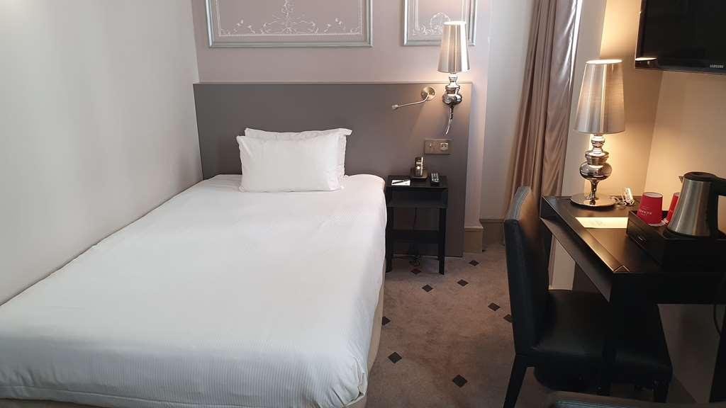 Nh Collection Ponthieu Champs-elysees Paris