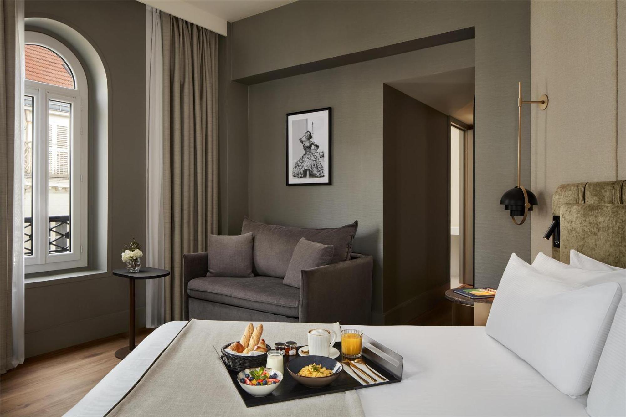 Hotel Nh Collection Ponthieu Champs-elysees Paris