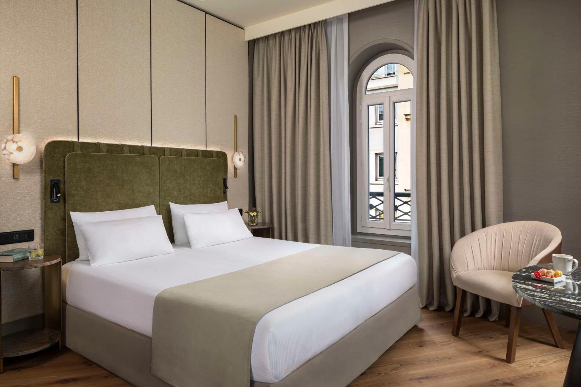 Hotel Nh Collection Ponthieu Champs-elysees 4*