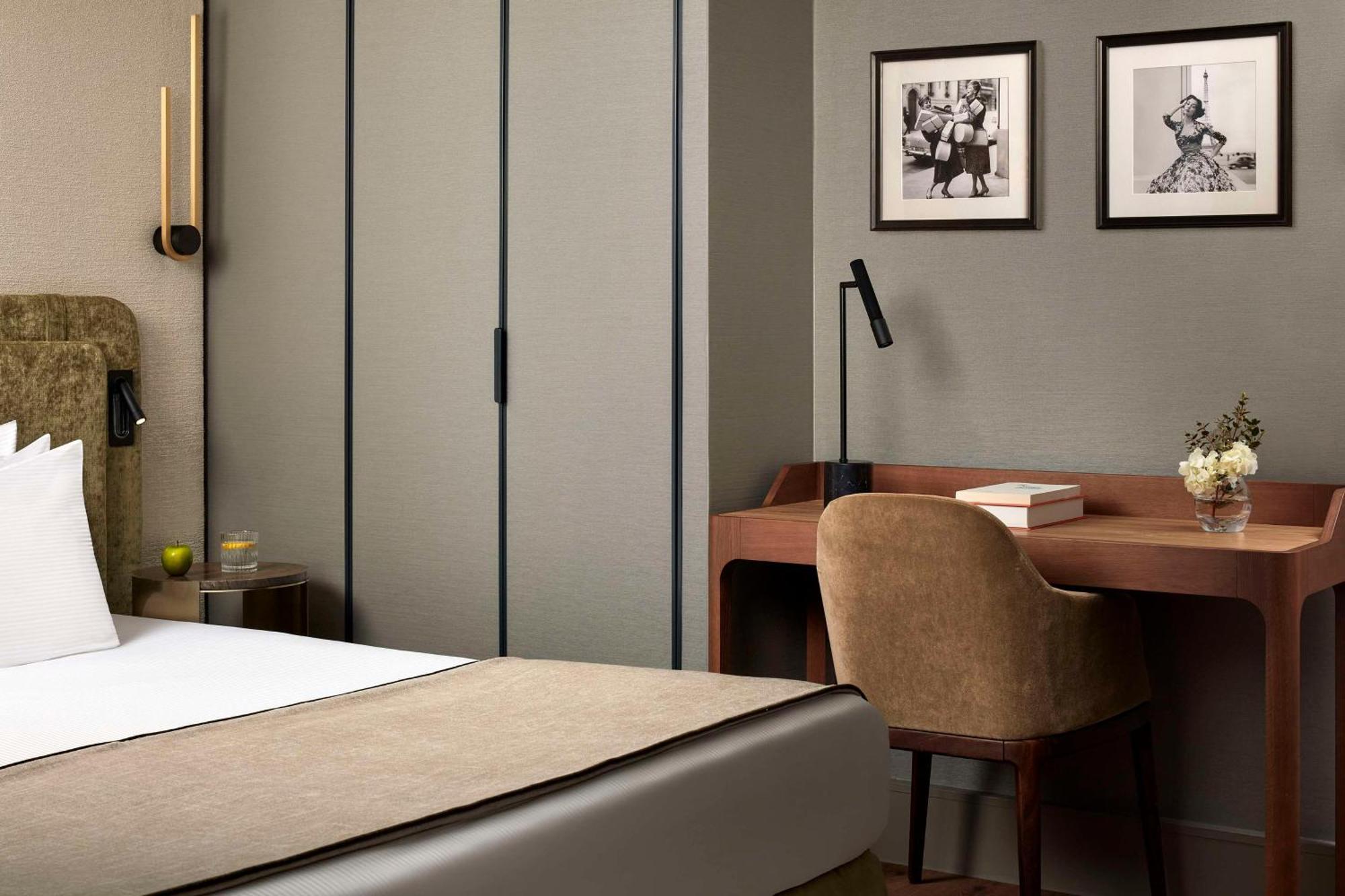 Nh Collection Ponthieu Champs-elysees Hotel 4*