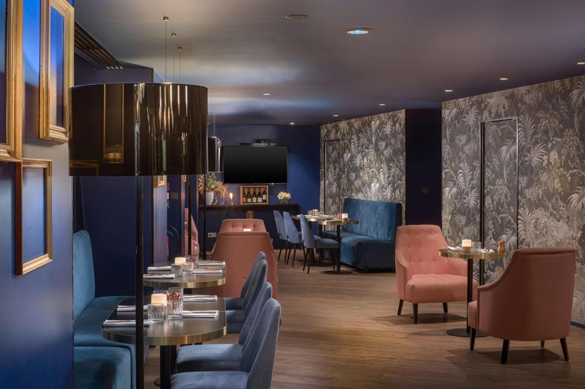 Hotel Nh Collection Ponthieu Champs-elysees 4*