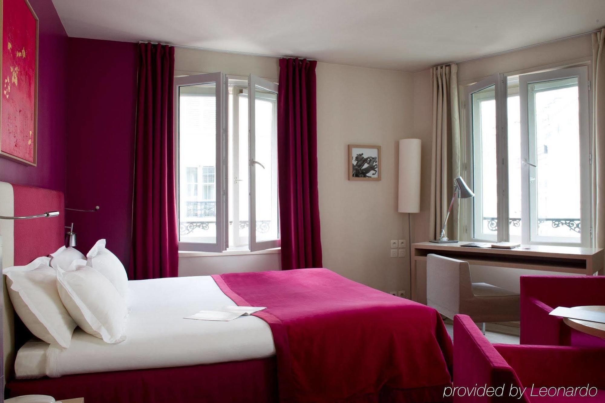 Nh Collection Ponthieu Champs-elysees Hotel 4*